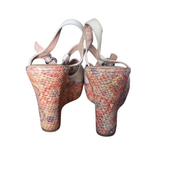 Born Women's Size 7 Cream Leather Floral Espadrille Wedge Sandals - Picture 4 of 9